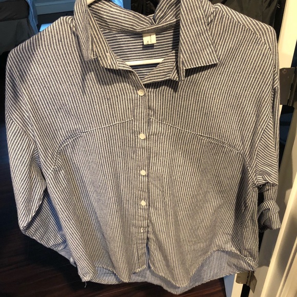 Top - Picture 3 of 8